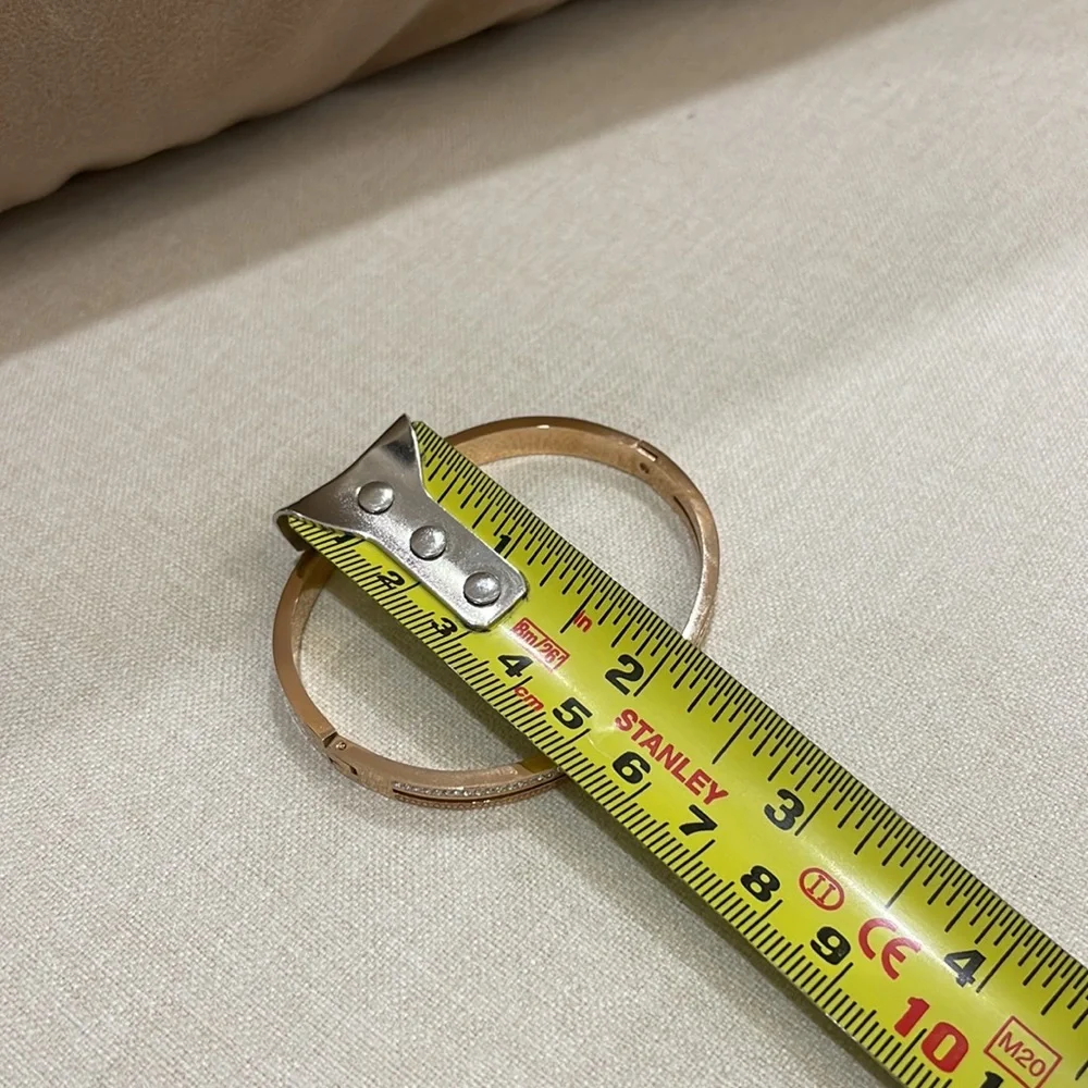 Gucci like bracelet. - Picture 7 of 7